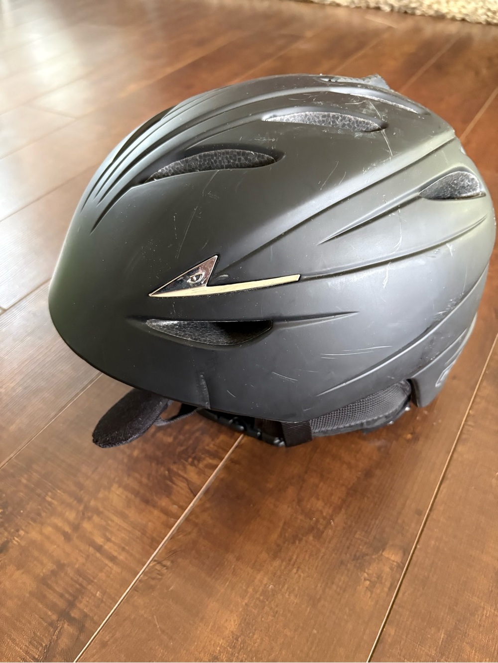Giro G10 Mattek Matte Black Ski Snowboard Helmet Size Medium (55.5-59cm)